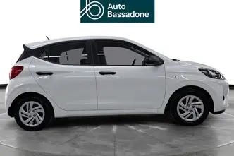 Hyundai i10, 1.0, 49 kW, petrol, manual, front-wheel drive