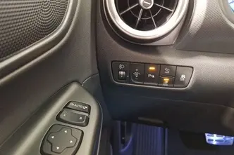 Hyundai Kona, diesel, automatic, front-wheel drive