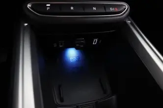 Jeep Avenger, 165 kW, diesel, automatic, front-wheel drive