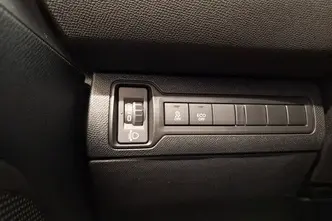 Peugeot 308, 1.2, 96 kW, бензин, автомат, передний привод