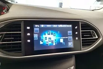 Peugeot 308, 1.2, 96 kW, бензин, автомат, передний привод