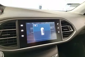 Peugeot 308, 1.2, 96 kW, бензин, автомат, передний привод