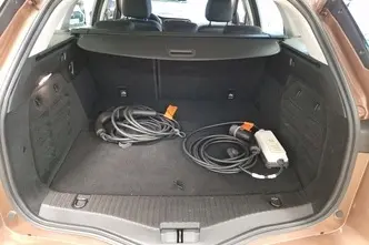 Renault Megane, 1.6, 67 kW, подключаемый гибрид, автомат, передний привод