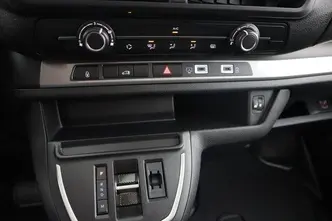 Peugeot Expert, 2.0, 106 kW, diisel, automaat, esivedu