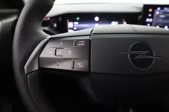 Opel Grandland, 1.2, 100 kW, hybrid, automatic, front-wheel drive