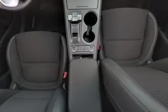Hyundai Kona, 165 kW, дизель, автомат, передний привод