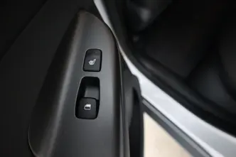 Hyundai Kona, 165 kW, дизель, автомат, передний привод