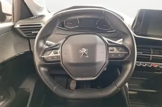 Peugeot 208, 1.2, 55 kW, бензин, механическая, передний привод