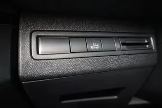 Peugeot 3008, 1.2, 96 kW, бензин, автомат, передний привод