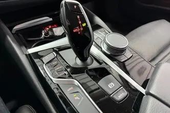 BMW 530, 2.0, 185 kW, pistikhübriid, automaat, nelikvedu