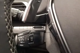 Peugeot 3008, 1.2, 96 kW, бензин, автомат, передний привод