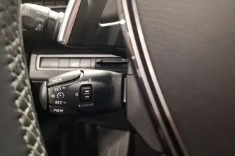 Peugeot 3008, 1.2, 96 kW, бензин, автомат, передний привод