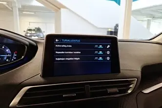 Peugeot 3008, 1.2, 96 kW, бензин, автомат, передний привод