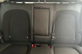 Hyundai Kona, дизель, автомат, передний привод