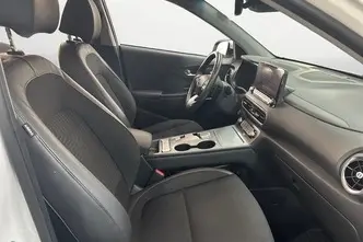 Hyundai Kona, дизель, автомат, передний привод