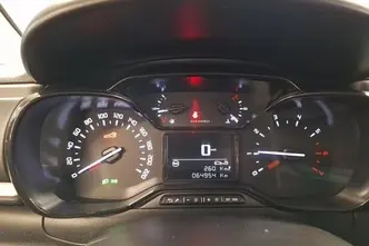 Citroën C3, 1.2, 61 kW, бензин, механическая, передний привод