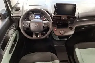 Citroën Berlingo, 1.2, 96 kW, bensiin, automaat, esivedu