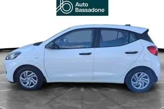 Hyundai i10, 1.0, 49 kW, petrol, manual, front-wheel drive