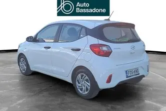 Hyundai i10, 1.0, 49 kW, petrol, manual, front-wheel drive