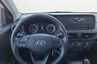 Hyundai i10, 1.0, 49 kW, petrol, manual, front-wheel drive
