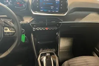 Peugeot 2008, 1.2, 96 kW, bensiin, automaat, esivedu