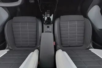 Citroën ë-C3, 83 kW, дизель, автомат, передний привод