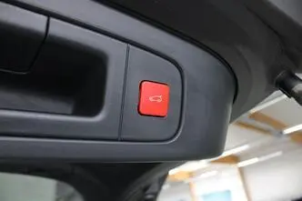 Citroën C5 X, 1.6, 165 kW, подключаемый гибрид, автомат, передний привод