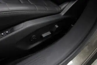 Citroën C5 X, 1.6, 165 kW, подключаемый гибрид, автомат, передний привод