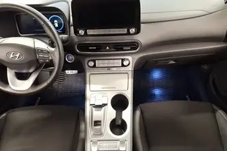 Hyundai Kona, дизель, автомат, передний привод