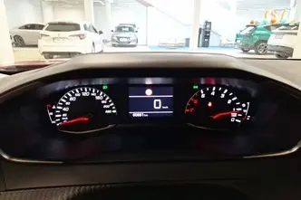 Peugeot 2008, 1.2, 74 kW, бензин, механическая, передний привод