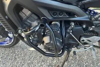 Yamaha MT-09, 0.8, 84.6 kW, petrol, manual, rear-wheel drive