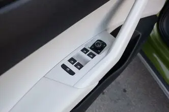 Volkswagen Taigo, 1.0, 81 kW, bensiin, automaat