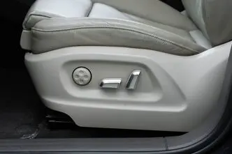 Audi Q5, 3.0, 180 kW, diesel, automatic, four-wheel drive