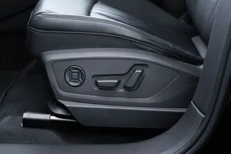 Audi e-tron, 230 kW, electric, automatic, four-wheel drive
