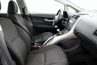 Toyota Auris, 1.4, 96 kW, bensiin+lpg, manuaal, esivedu