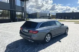 Mercedes-Benz E 220, 2.0, 143 kW, diesel, automatic, rear-wheel drive