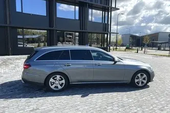 Mercedes-Benz E 220, 2.0, 143 kW, diesel, automatic, rear-wheel drive