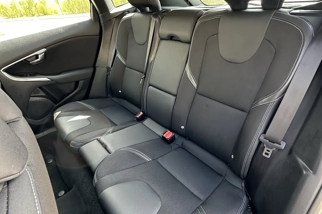 Volvo V40, 1.6, 84 kW, diisel, manuaal, esivedu