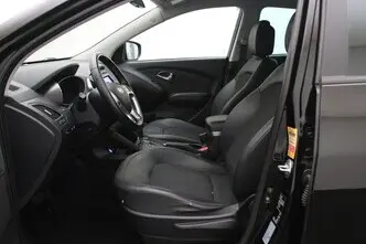 Hyundai ix35, 2.0, 120 kW, бензин, автомат, передний привод