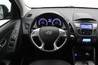 Hyundai ix35, 2.0, 120 kW, бензин, автомат, передний привод
