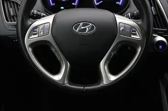 Hyundai ix35, 2.0, 120 kW, бензин, автомат, передний привод