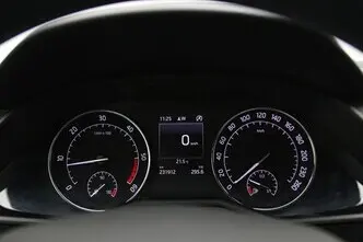 Škoda Superb, 1.6, 88 kW, diisel, automaat, esivedu