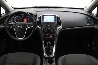 Opel Astra, 1.4, 103 kW, bensiin, manuaal, esivedu