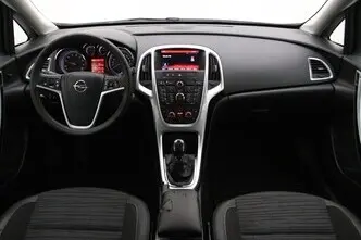 Opel Astra, 1.4, 88 kW, bensiin, manuaal, esivedu