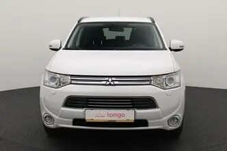Mitsubishi Outlander, 2.0, 89 kW, plug-in hybrid, automatic, four-wheel drive