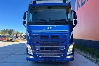 Volvo FH 540 8x4/4, 405 kW, diesel, automatic
