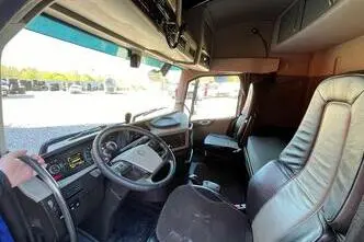 Volvo FH 540 8x4/4, 405 kW, diesel, automatic