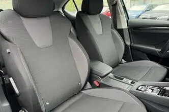Škoda Octavia, 1.5, 110 kW, hybrid, automatic, front-wheel drive