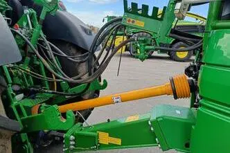 John Deere R962i
