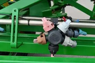 John Deere R962i